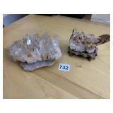 2 QUARTZ CLUSTERS ON STONE BASE AND WOOD BASE