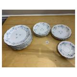 JOHANN HAVILAND BAVARIA GERMANY DINNER SET 8
