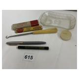 SHAFFER 14K FOUNTAIN PEN SHOE FASTNER W/ BAKELITE