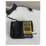 BATTERY CHARGER DEWALT 12 VOLT