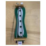 DESKTOP GOLF GAME WITH METAL BALL