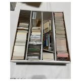 LARGE BOX OF ASSORTED SPORTS CARDS BASEBALL