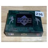 1992 MAJOR LEAGUE BASEBALL TEAM MVP HOLOGRAPHIC