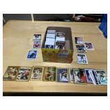 LOT OF APPROXIMATELY 500 HOCKEY CARDS WITH STARS