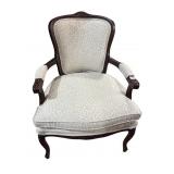 LIKE NEW CONDITION - D R KINCAID CHAIR 36" H X