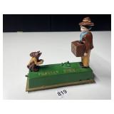 VINTAGE CAST IRON MECHANICAL COIN MONKEY  BANK