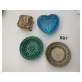 BLUE GLASS HEART TRINKET BOX WESTMORELAND GLASS