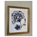 FRAMED PRINT OF STYLIZED FLORAL MOTIF IN BLUE,
