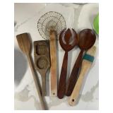 COLLECTION OF SIX WOODEN KITCHEN UTENSILS