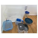 COLLECTION OF PLASTIC STORAGE CONTAINERS