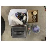 MIXED LOT COMPRISING WHITE PLASTIC STORAGE BIN