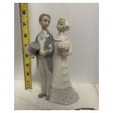 PORCELAIN LLADRO DEPICTING BRIDE AND GROOM,