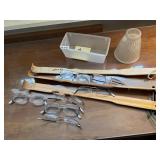 ASSORTED EYEGLASSES BACK SCRATCHER GLASS GLOBE