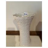 LENOX TALL VASE LIKE NEW