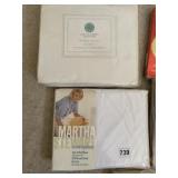 TWIN FITTED SHEETS, QUEEN FITTED SHEET