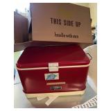 THERMOS VINTAGE COOLER LOOKS UNUSED VERY CLEAN