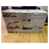 NEW MEMBERS MARK 3 PIECE CAKE PLATE SET