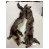 2 MINK STOLE