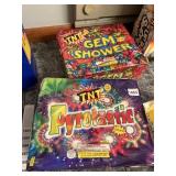 THE GEM SHOWER, TNT PYROTASTIC SEALED BOX