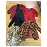 GROUP OF JACKETS INCLUDING THE ICING SIZE SMALL