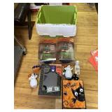 HALLOWEEN Dï¿½COR IN FLIP TOP BIN