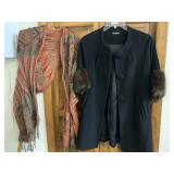 TRUDY LAI BLACK DRESS COAT W/FUR TRIM SLEEVE,