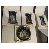 NEW COLLECTOR PLATES IN BOXES