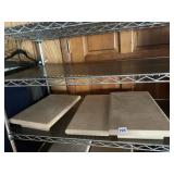 3 JEWELRY STANDS FELT TOP