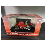 REVELL 1:12 DIE CAST BMW R 1100 RS TOURING
