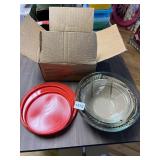 GLASS NESTING MIXING BOWLS WITH LIDS