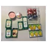 VARIETY OF CANDLES INCLUDING FLOATING