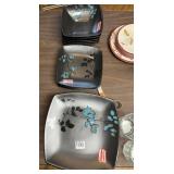 HOME EVENTIDE BLOOM STONEWARE SET INCLUDING 5