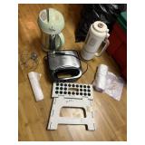 SANDWICH MAKER, STEP STOOL, BAG, BEST COOKER AND