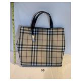 BURBERRY PURSE VERY GOOD CONDITION 10' X 12'