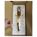 FRANKLIN MINT SIBERIAN TIGER KNIFE WITH DISPLAY