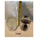 JELLYFISH PAPERWEIGHT 1 PURPLE CENTER ONE OPAQUE