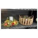 CANDLE RING W/ FLOWERS & BASKET