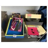 DRAGON JOURNAL, JUSTIN BIEBER, SLIDE HOLDER