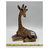 SANDICAST GIRAFFE SCULPTURE