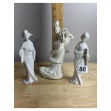 MADE IN JAPAN - SET OF 3 BLANC DE CHINE GEISHA