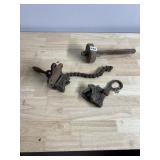 COLLECTION OF VINTAGE INDUSTRIAL TOOLS AND CHAIN