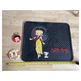 BETTY BOOP - COLLECTIBLES LOT, RUBBER CAR MAT