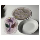 IRIDESCENT ART GLASS PLATTER - LEAF AND GRAPE