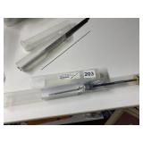 UNIVERSAL MANDREL FOR POLYMER CLAY PEN PROJECTS -