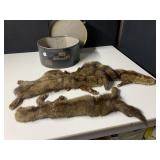 VINTAGE HAT BOX WITH FUR STOLES - BROWN FUR