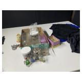 BOX LOT - GLASSWARE INCLUDING VASES, DRINKING