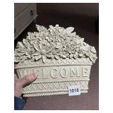 RESIN WALL PLAQUE - WELCOME BASKET WITH FLOWERS,