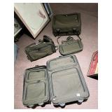 ATLANTIC - OLIVE GREEN LUGGAGE SET, 5 PIECE, TWO