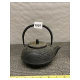 KAFUH CAST IRON TEA KETTLE, JAPANESE, EMBOSSED