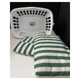 LAUNDRY BASKET, PILLOWS